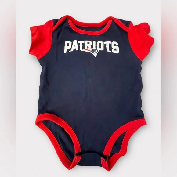 New England Patriots Onsies - Picture 3 of 8
